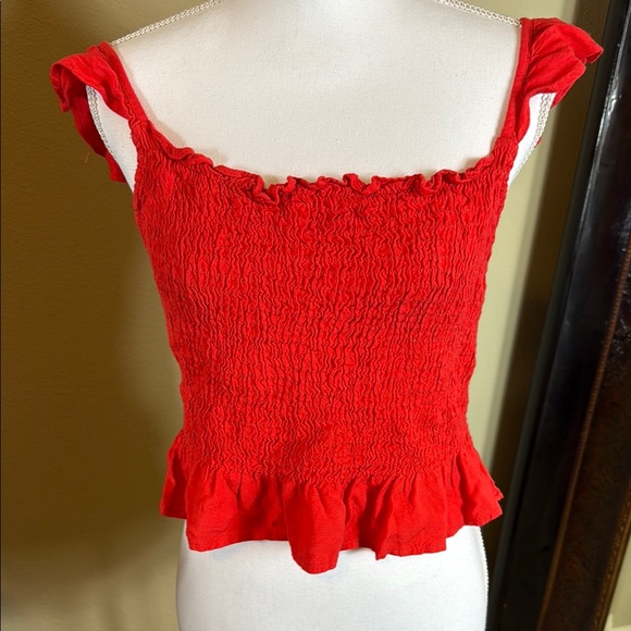 Tops - Red Ruffled Women's Top size medium
Sim and Sam